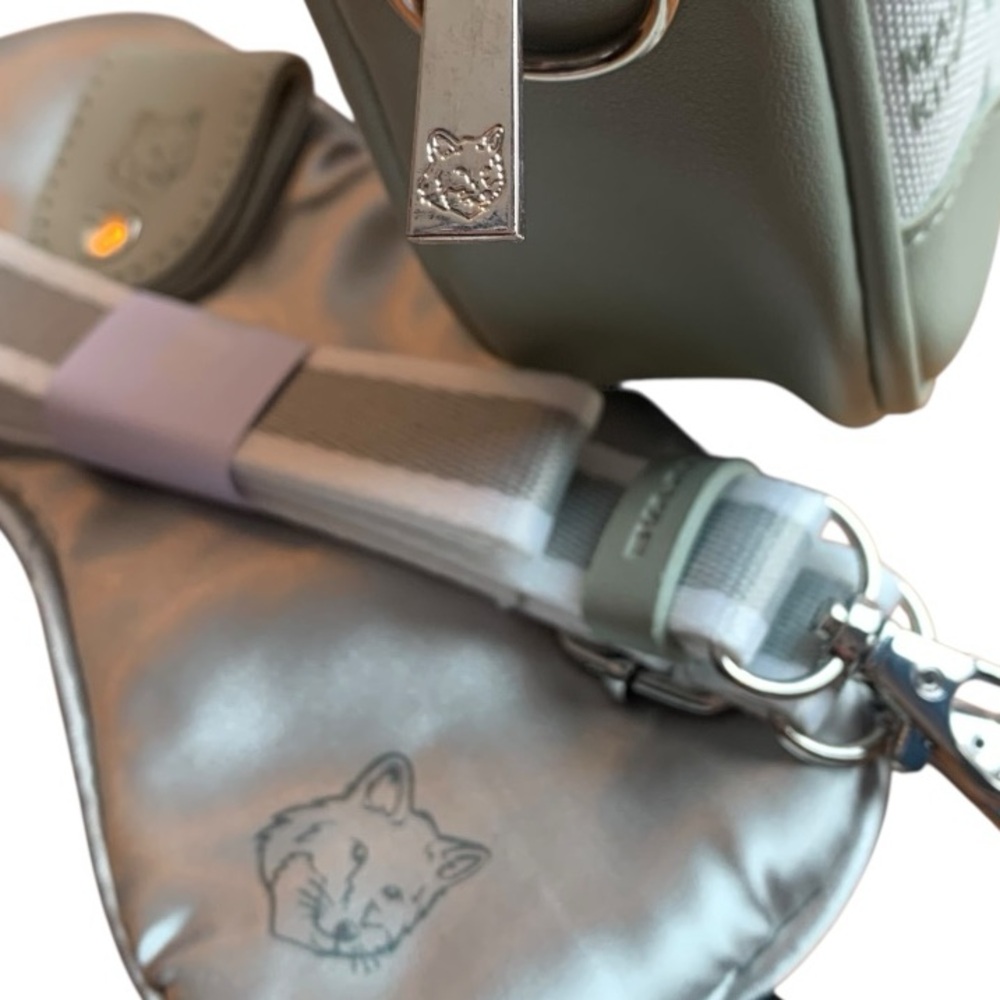 Brand New Maison Kitsuné Sage Green Colab Travel Bag With Strap & Accessories - Picture 5 of 11